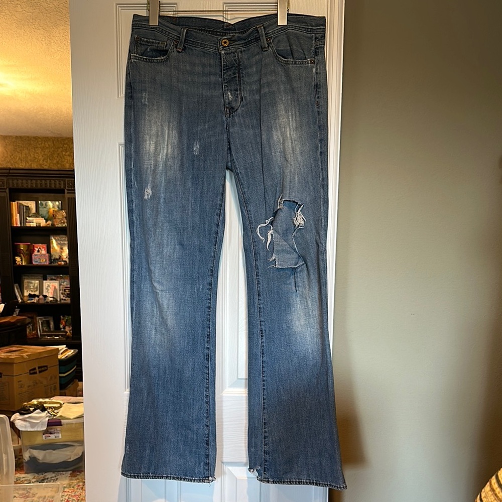 Ralph Lauren No. 67 Distressed Jeans size 32